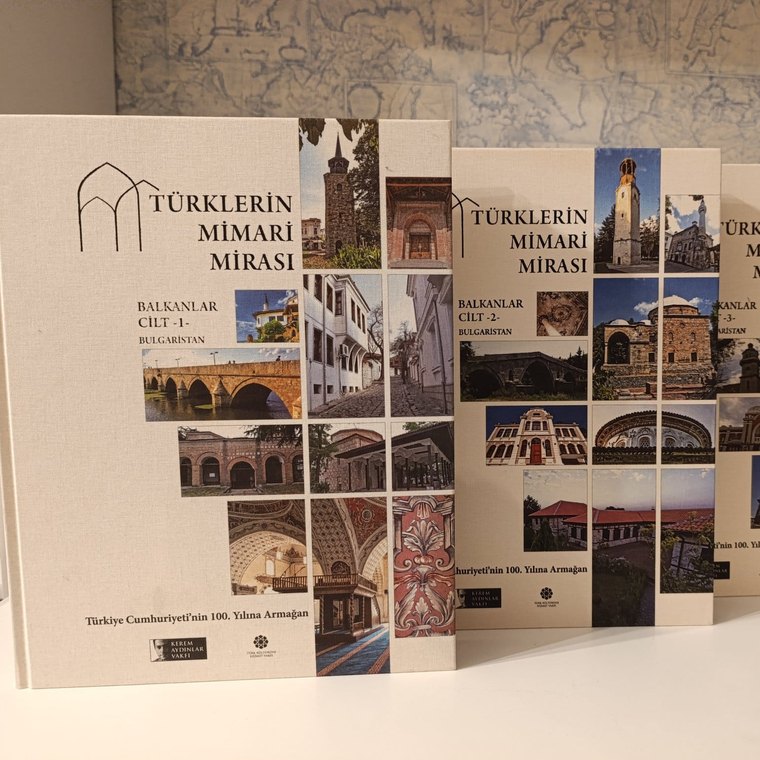 Türklerin Mimari Mirası -Balkanlar- kitabı